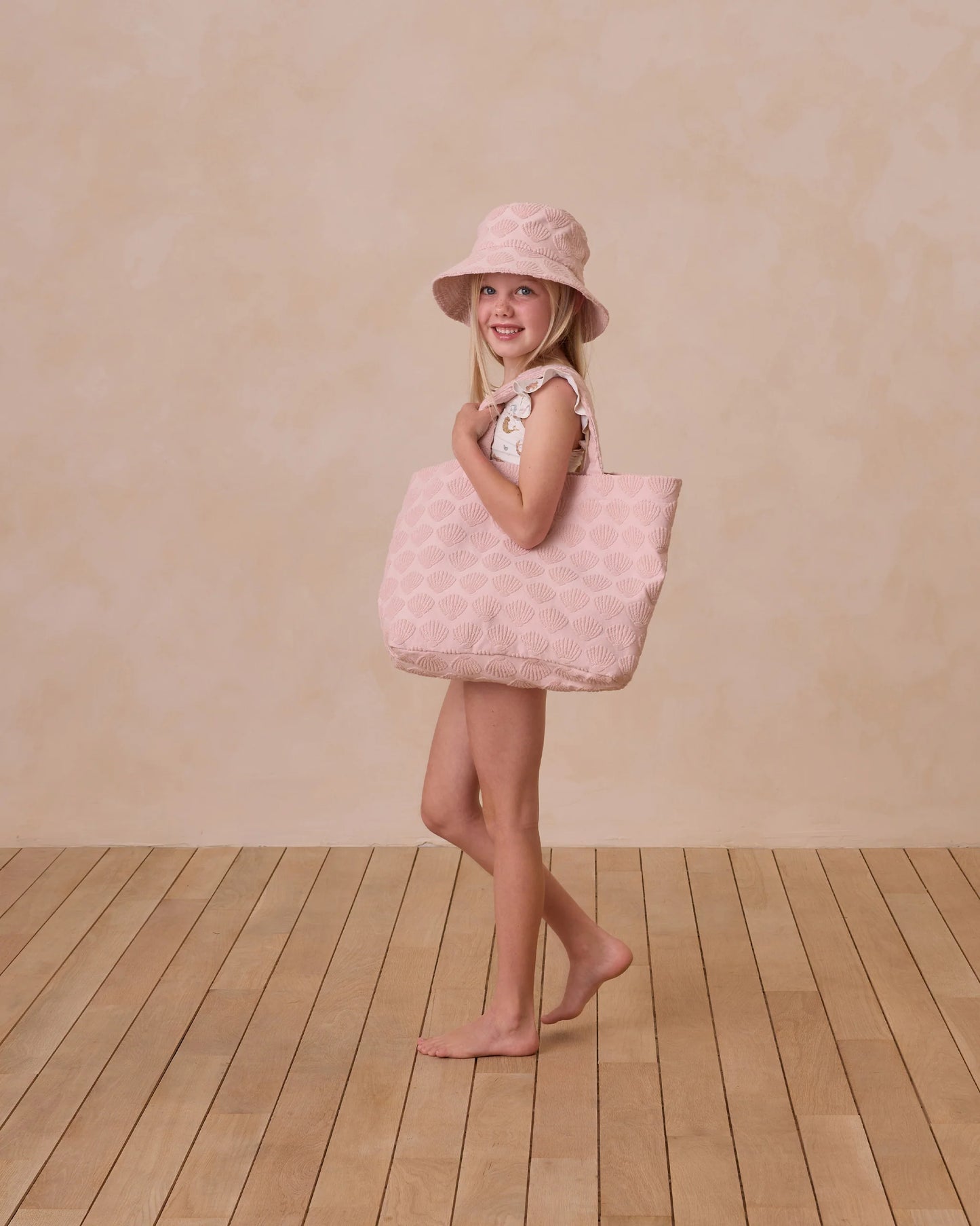 Terry Beach Bag Shells- Rylee + Cru