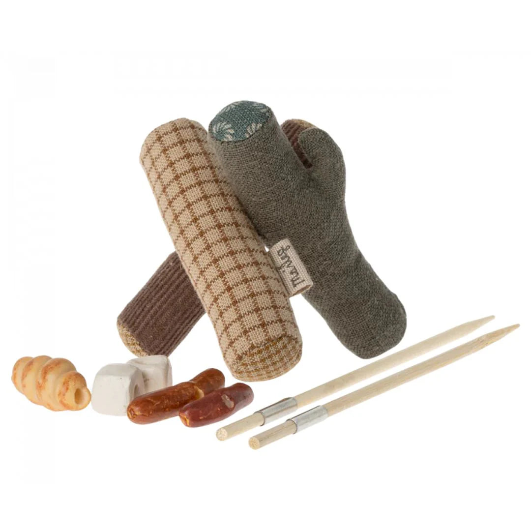 Mouse Sized Bonfire Set- Maileg